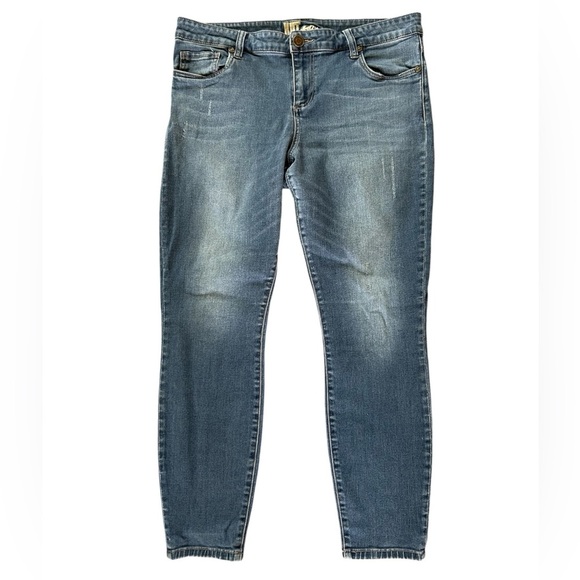 Kut from the Kloth | Women’s medium blue slightly distressed ankle jeans, sz 14 - Picture 3 of 16